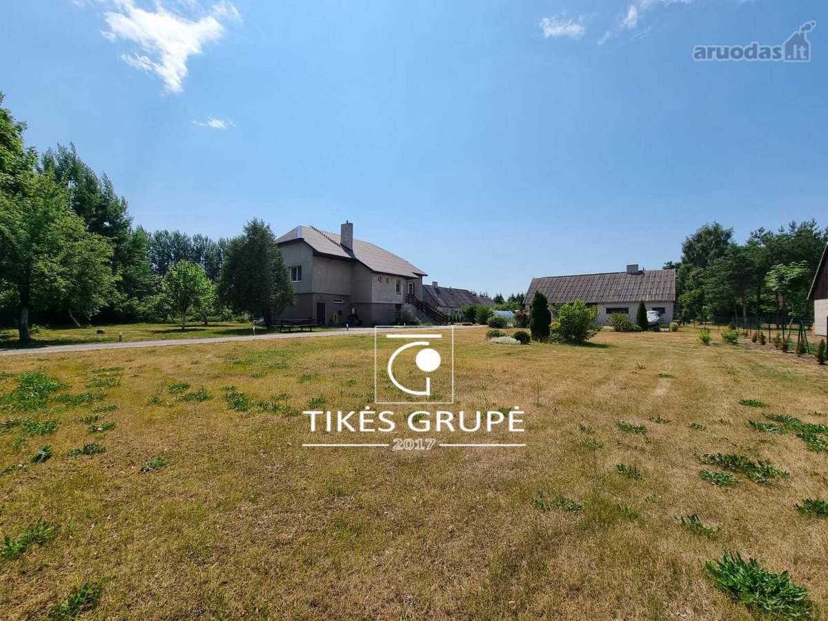 Drevernoje, parduodamas namas su dideliu sklypu.