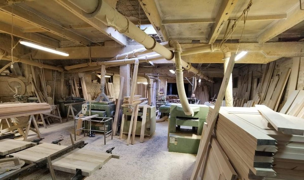 Klaipėdos r. sav., Kalnuvėnų k., parduodamos komercinės patalpos