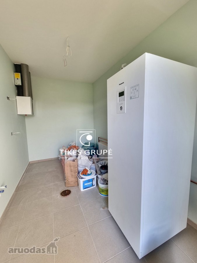 Klaipėdos r., Trušeliuose., parduodamas naujai pastatytas vieno aukšto 150 kv.m namas su garažu. Sklypas 10 arų