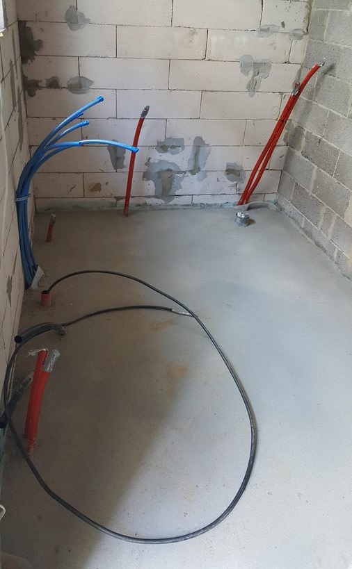 Parduodamas namas padarytas gyventi dviems šeimoms – iš “dviejų dalių”, po 64,55 kv/m.