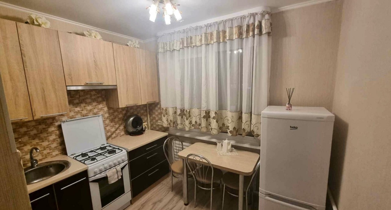 Parduodamas 2 kambarių butas 5/5a, Laukininkų gatvėje