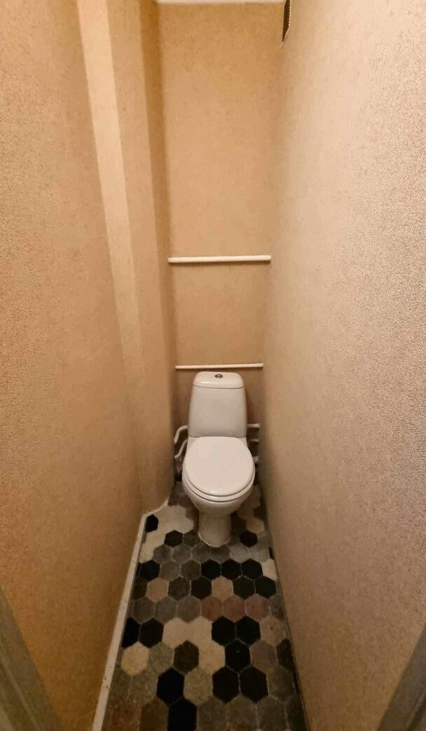 Parduodamas 2 kambarių butas 5/5a, Laukininkų gatvėje