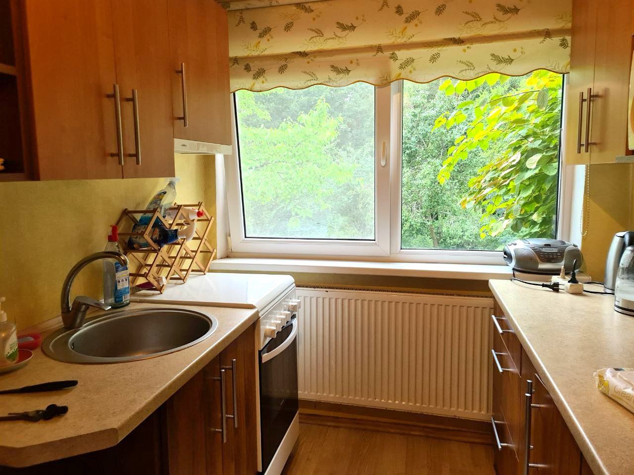 Namas Utenos r. Voverynės k.