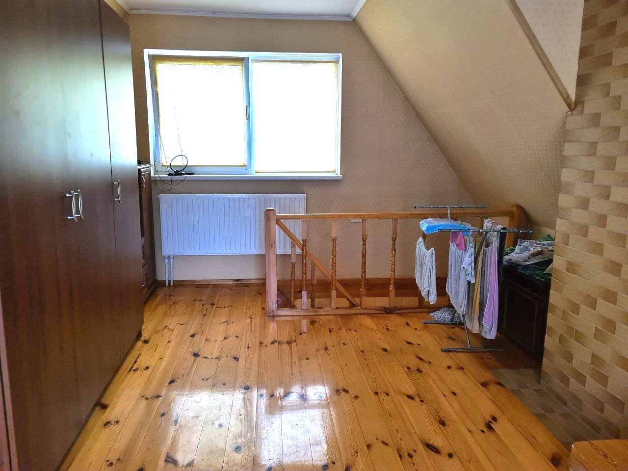 Namas Utenos r. Voverynės k.