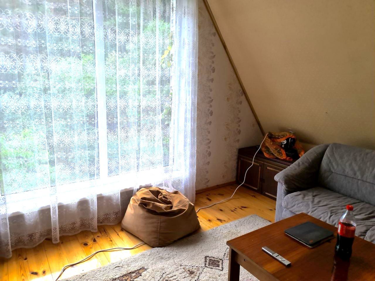 Namas Utenos r. Voverynės k.