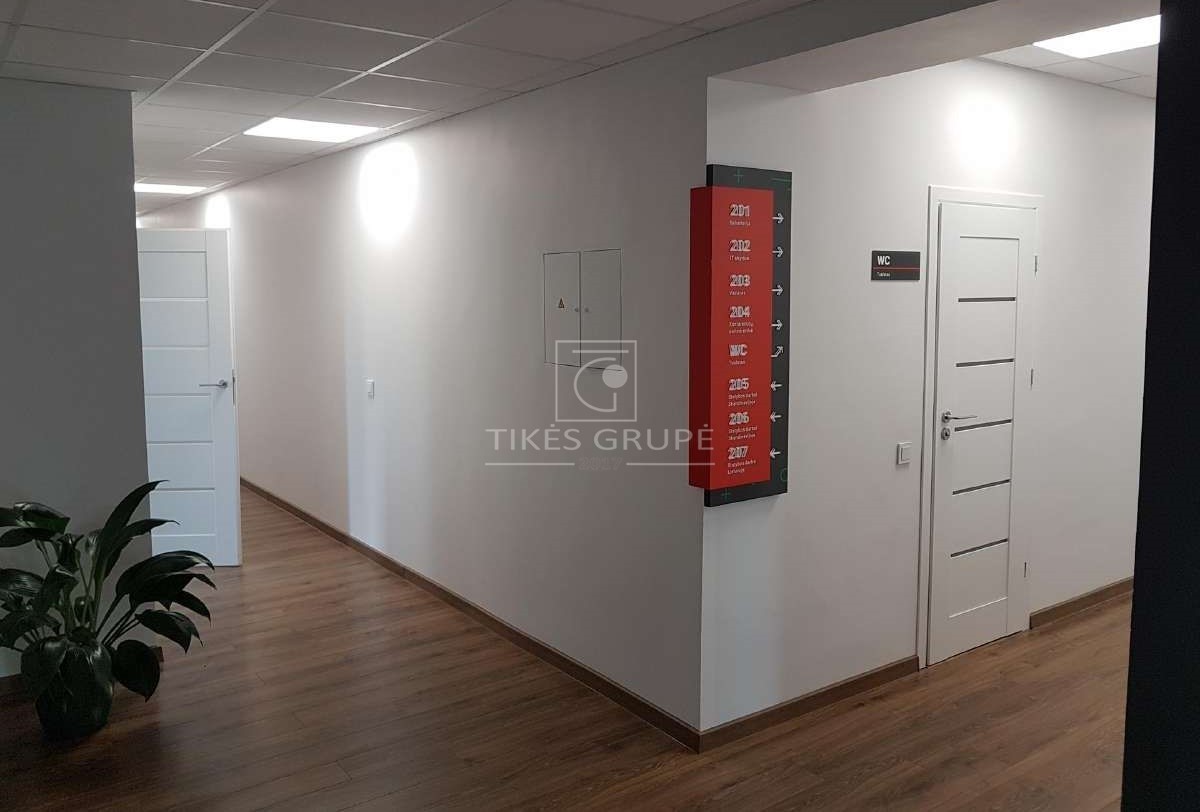 Gargžduose Statybininkų g., nuomojamos biuro / gamybinės / sandėliavimo patalpos.