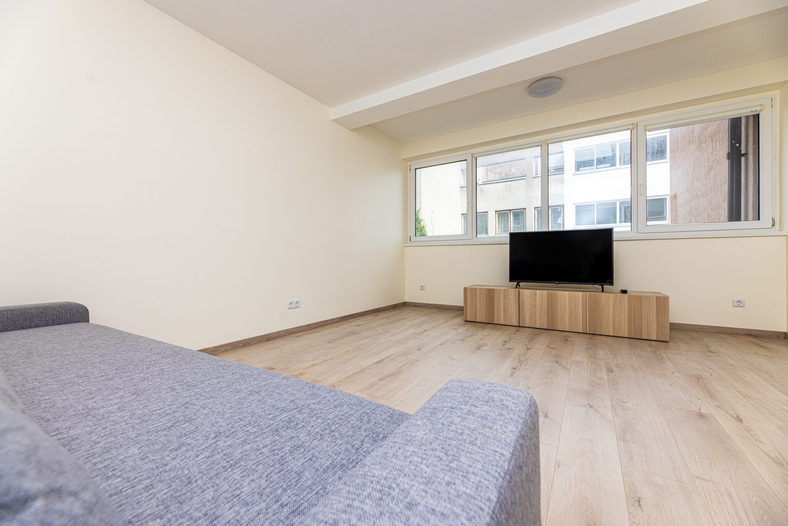 Parduodami butai Šventojoje