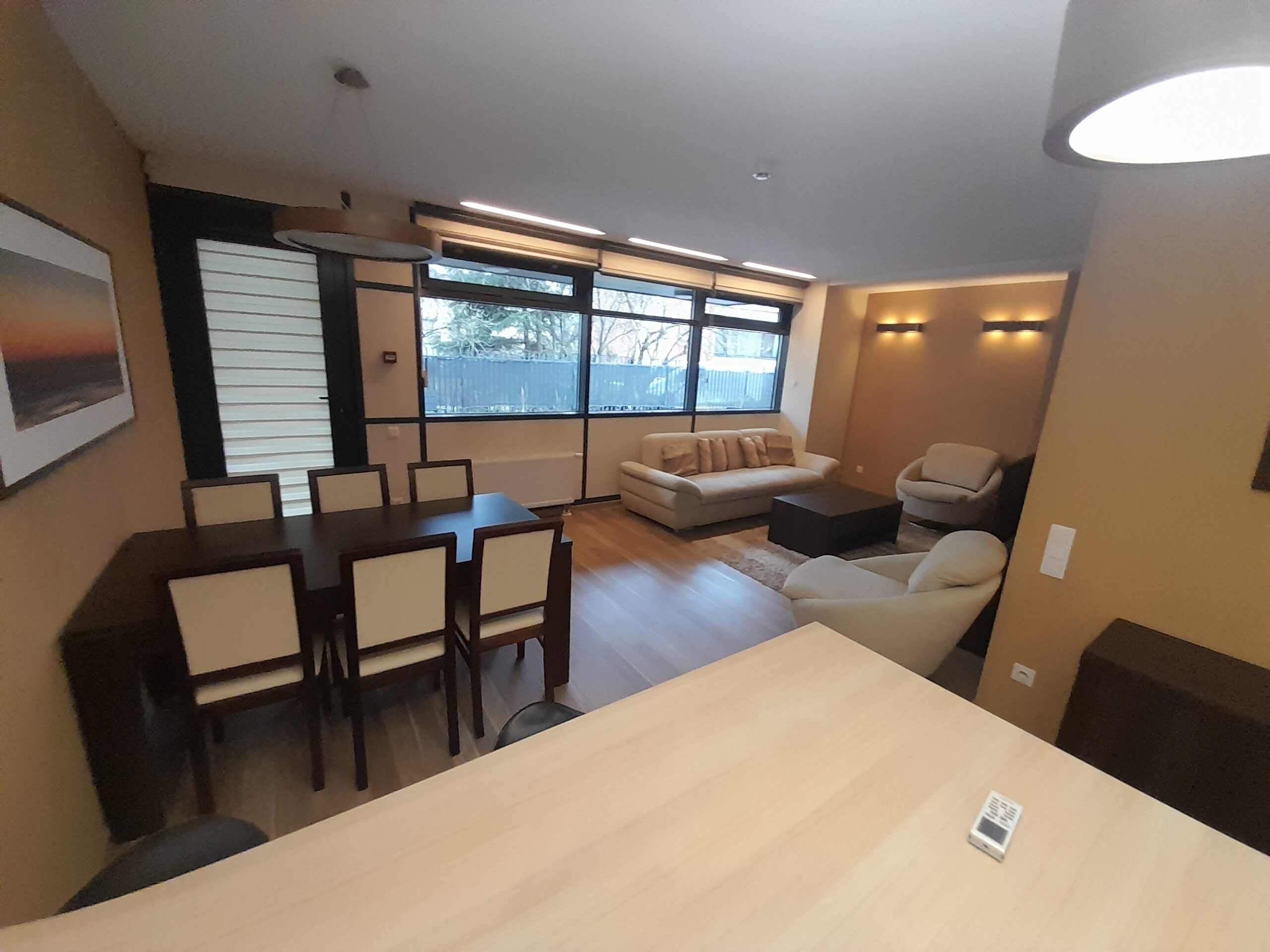 Nuomojamas 74 kv.m. 3 kambarių apartamentai Klaipėdos miesto centre Šaulių g, šalia Lietuvininkų aikštė