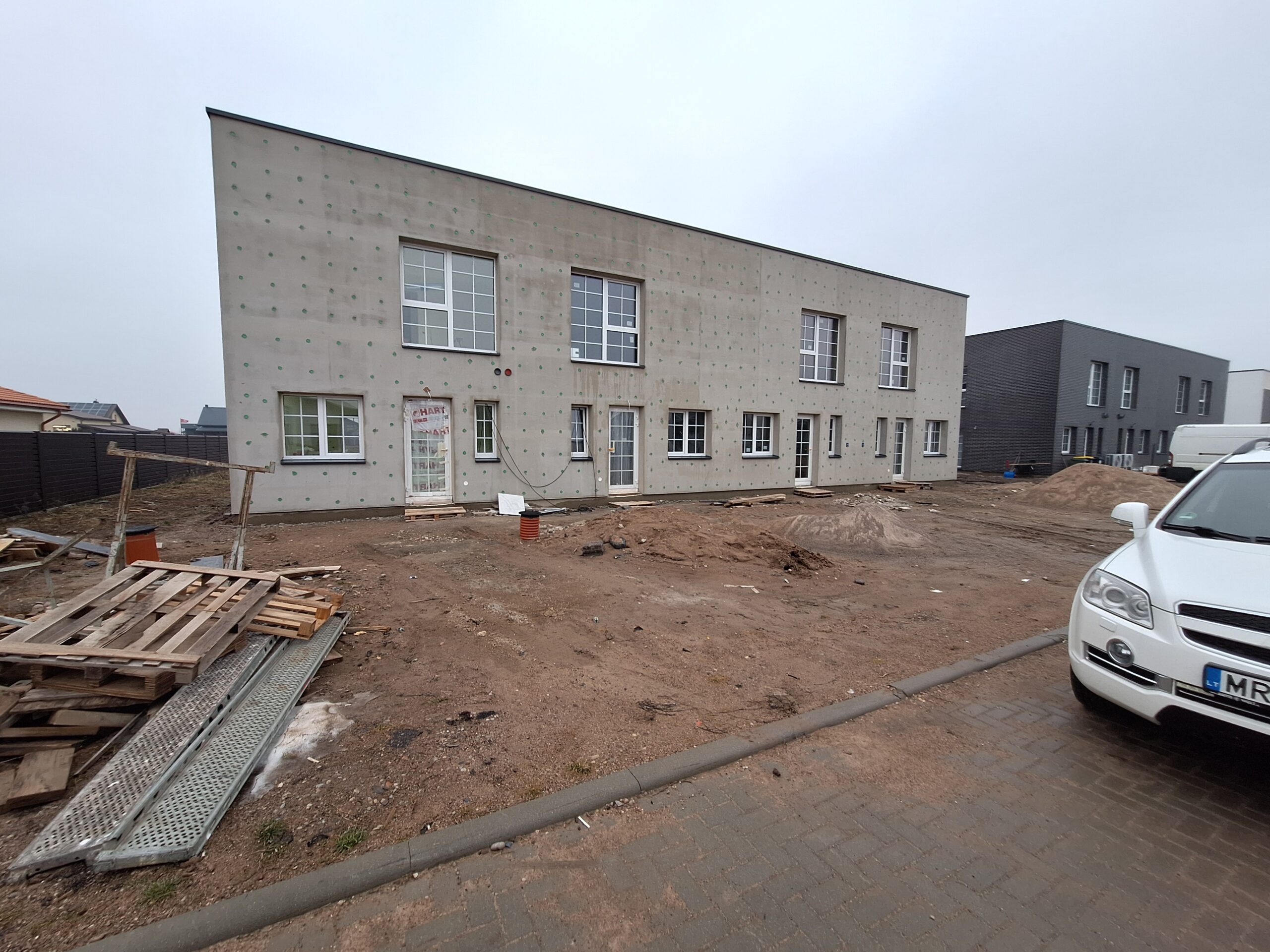 Parduodamas 100% baigtumo A+ klasės kotedžas Trušeliuose Klaipėdos rajone.