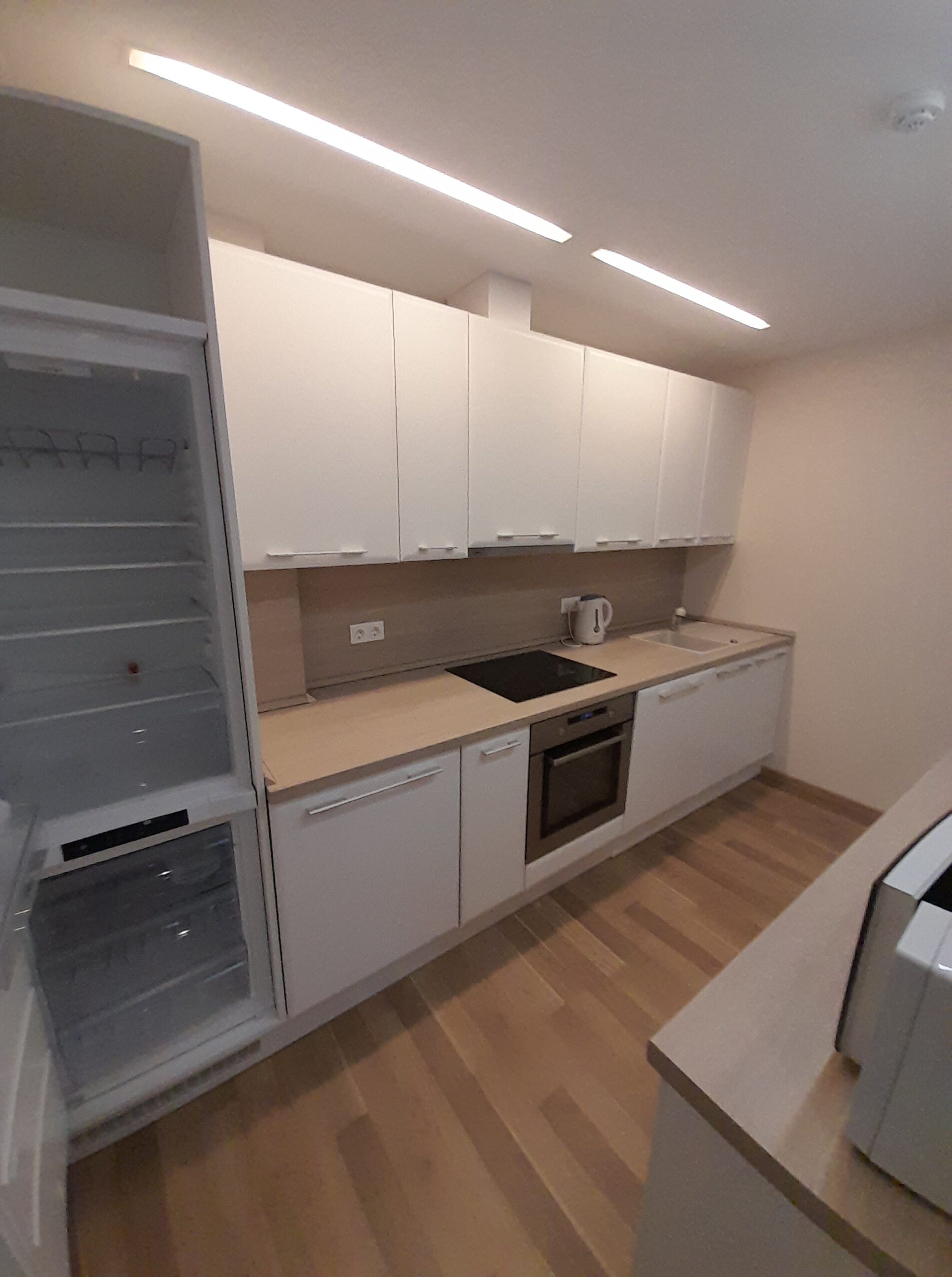 Nuomojamas 82,33 kv.m. 3 k apartamentai Klaipėdos miesto centre