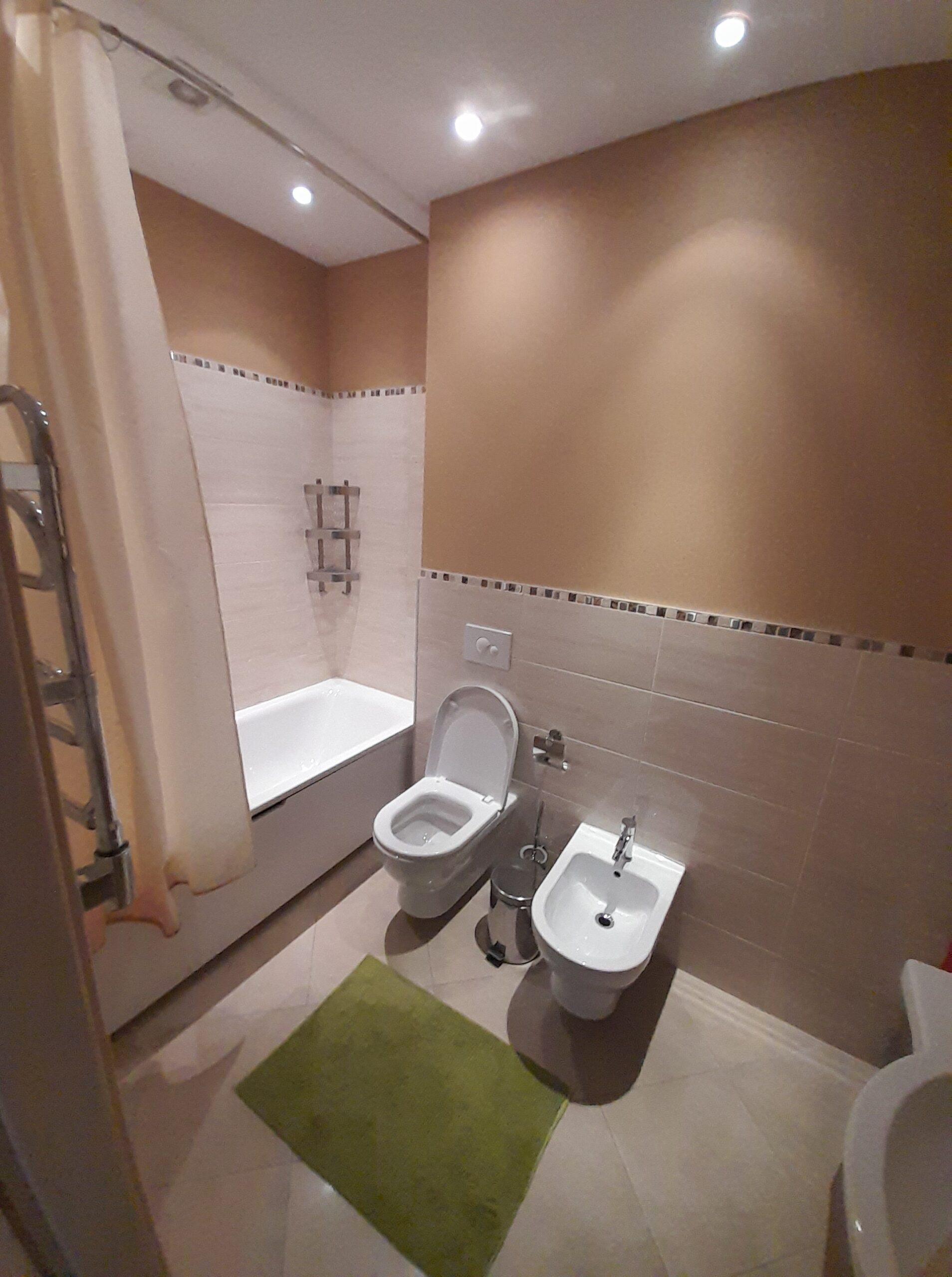 Nuomojamas 82,33 kv.m. 3 k apartamentai Klaipėdos miesto centre