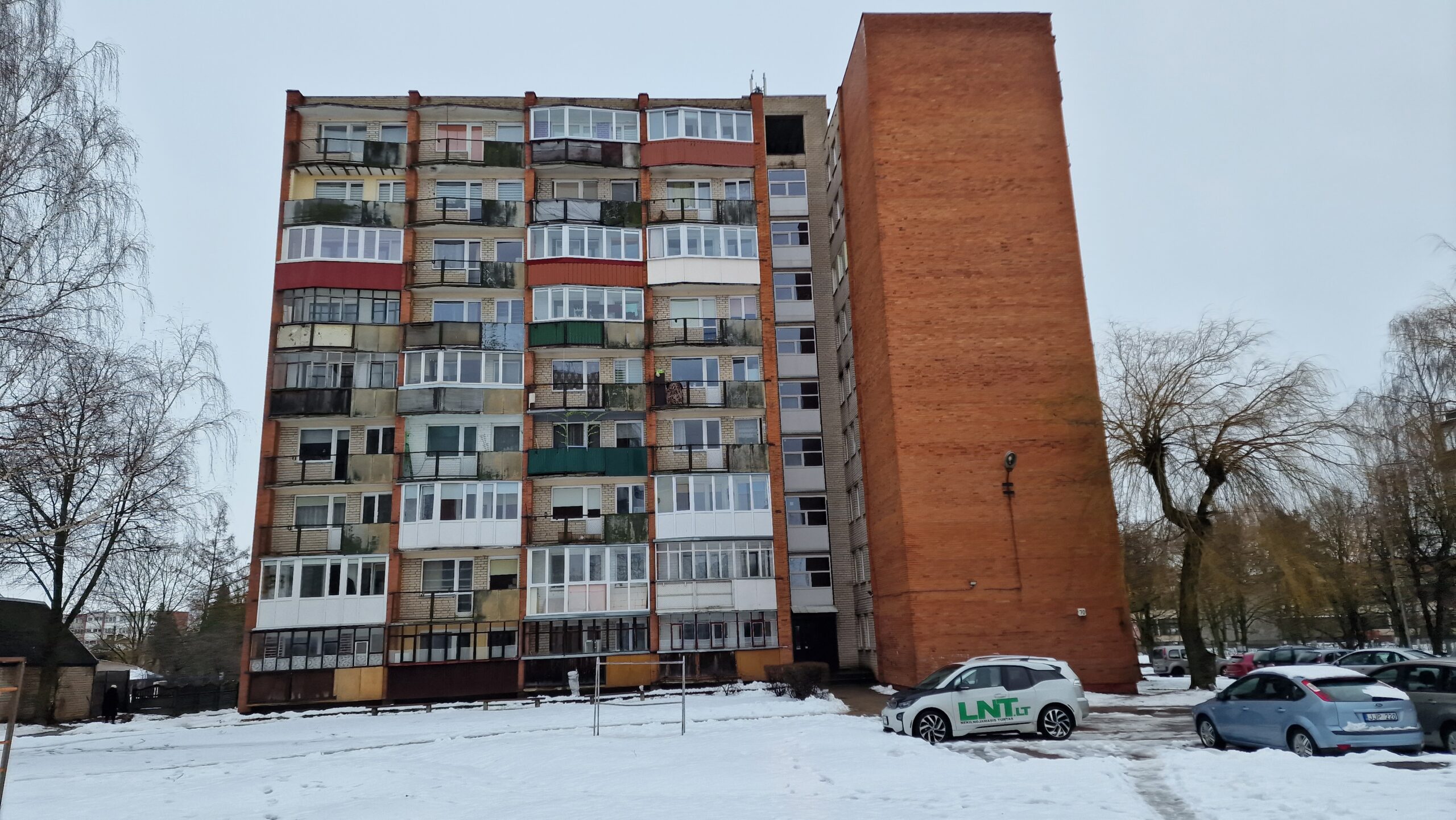 Parduodamas vieno kambario butas Aukštaičių g. 70 Panevėžyje mūriniame name ketvirtame aukšte