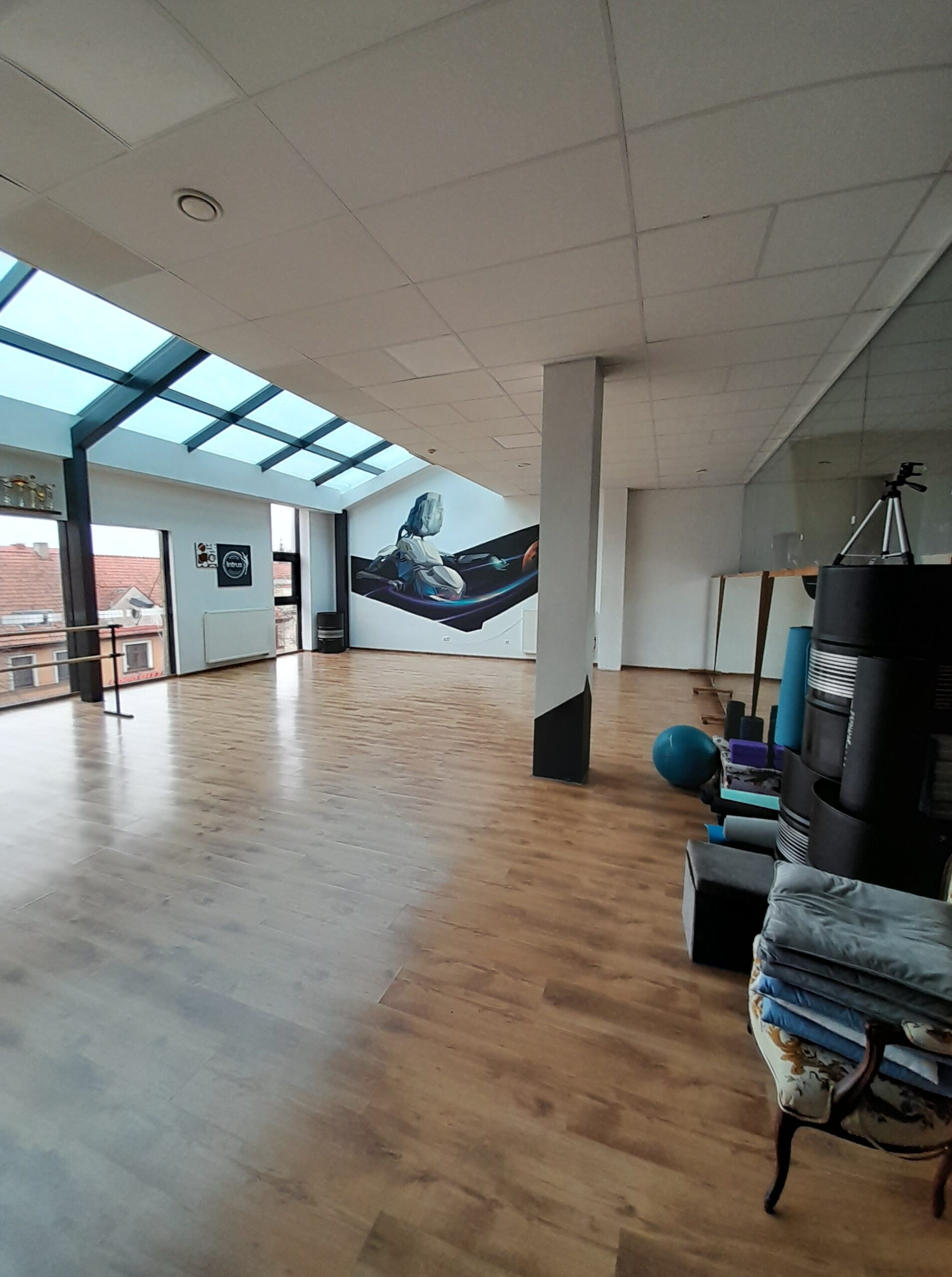 Išnuomojamos 141 kv.m. Patalpos H. Manto g. Buvusi šokiu studija