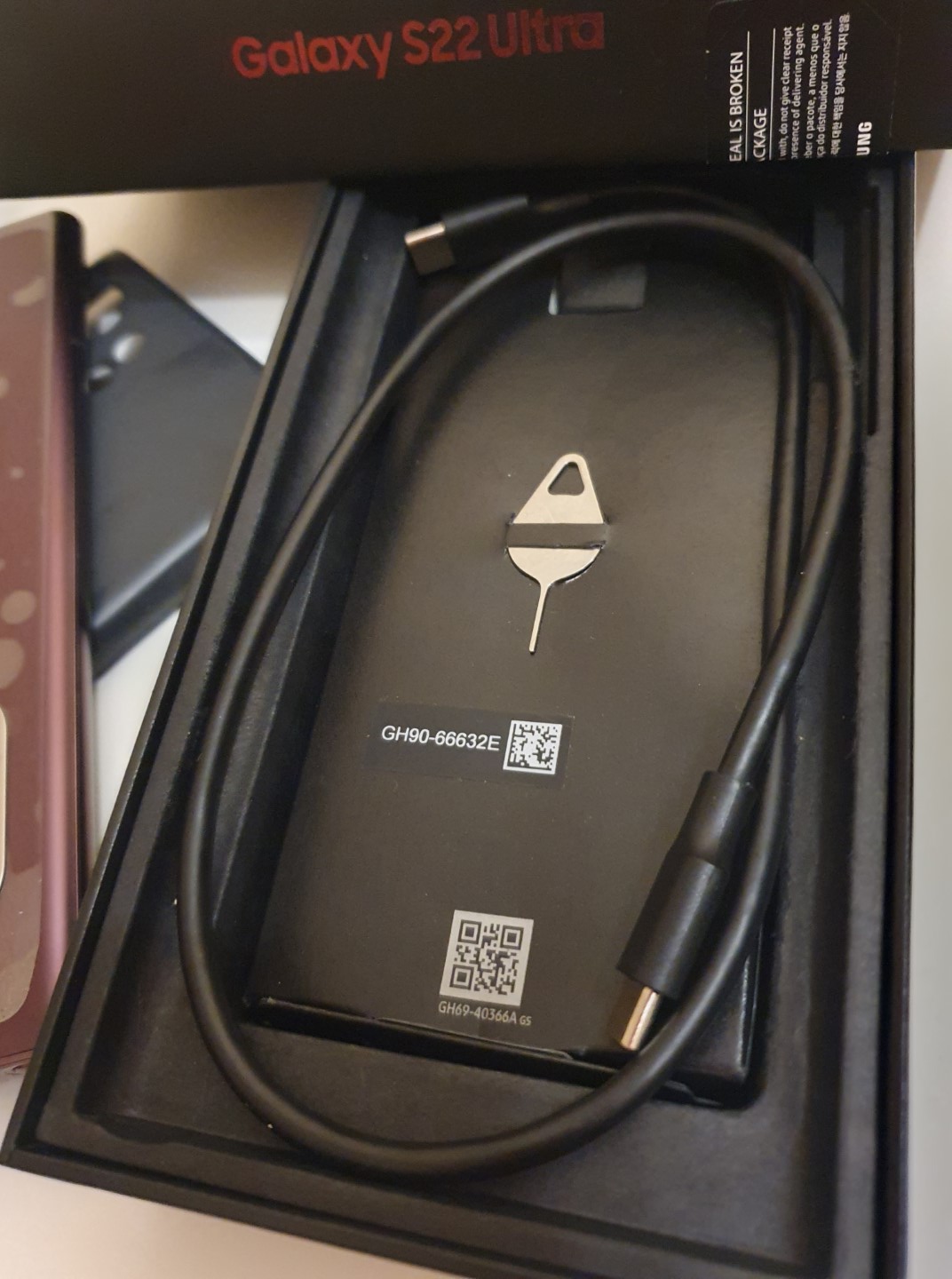 Samsung Galaxy S22 Ultra 12GB/512 GB, 10/10 su dokumentais ir LT garantija