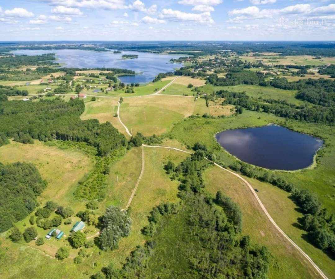 Parduodami sklypai vienas šalia kito Molėtų raj. Mackonių k. 6,37 ha.