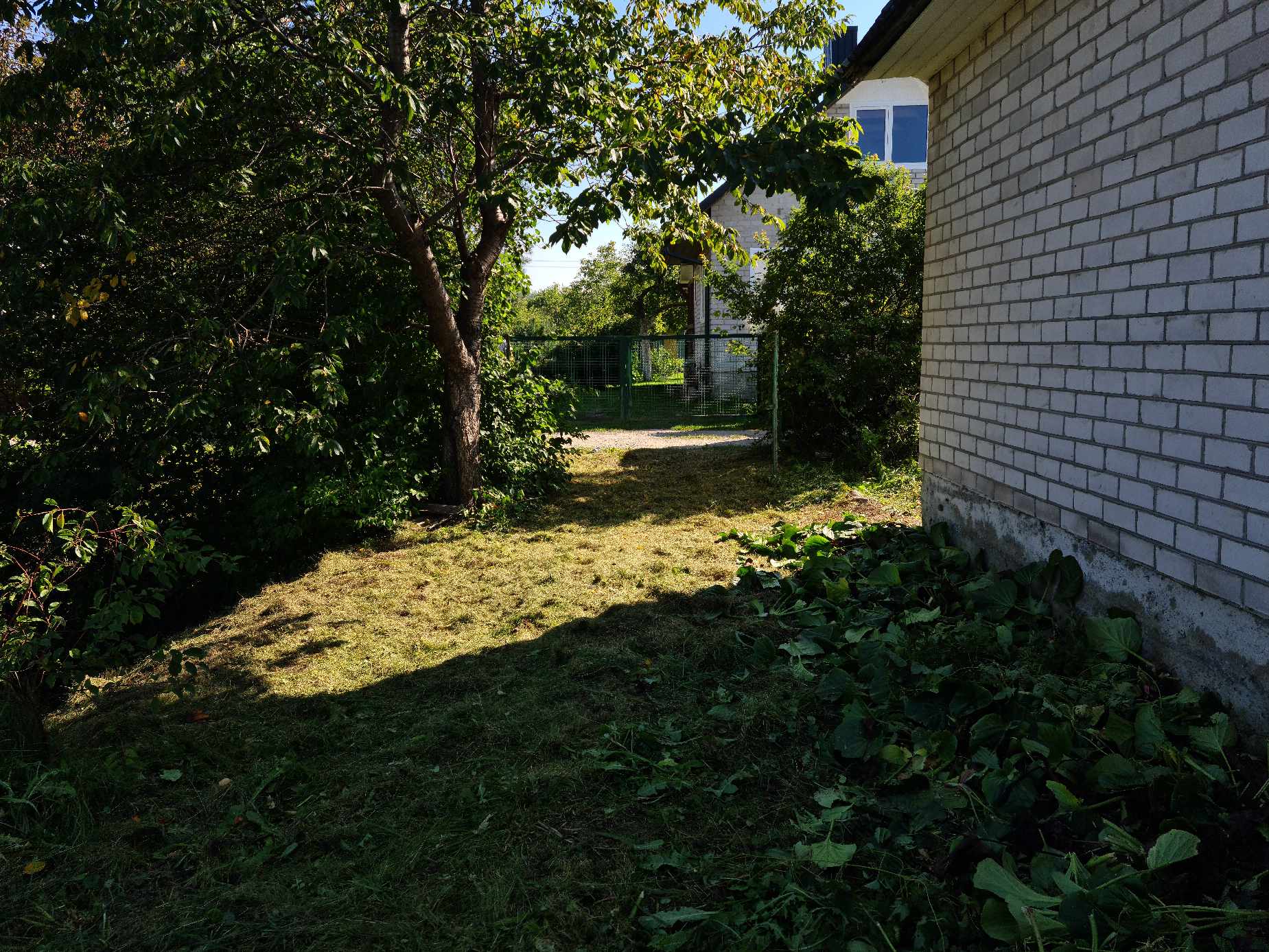 Mūrinis sodo namas “Šernuose”