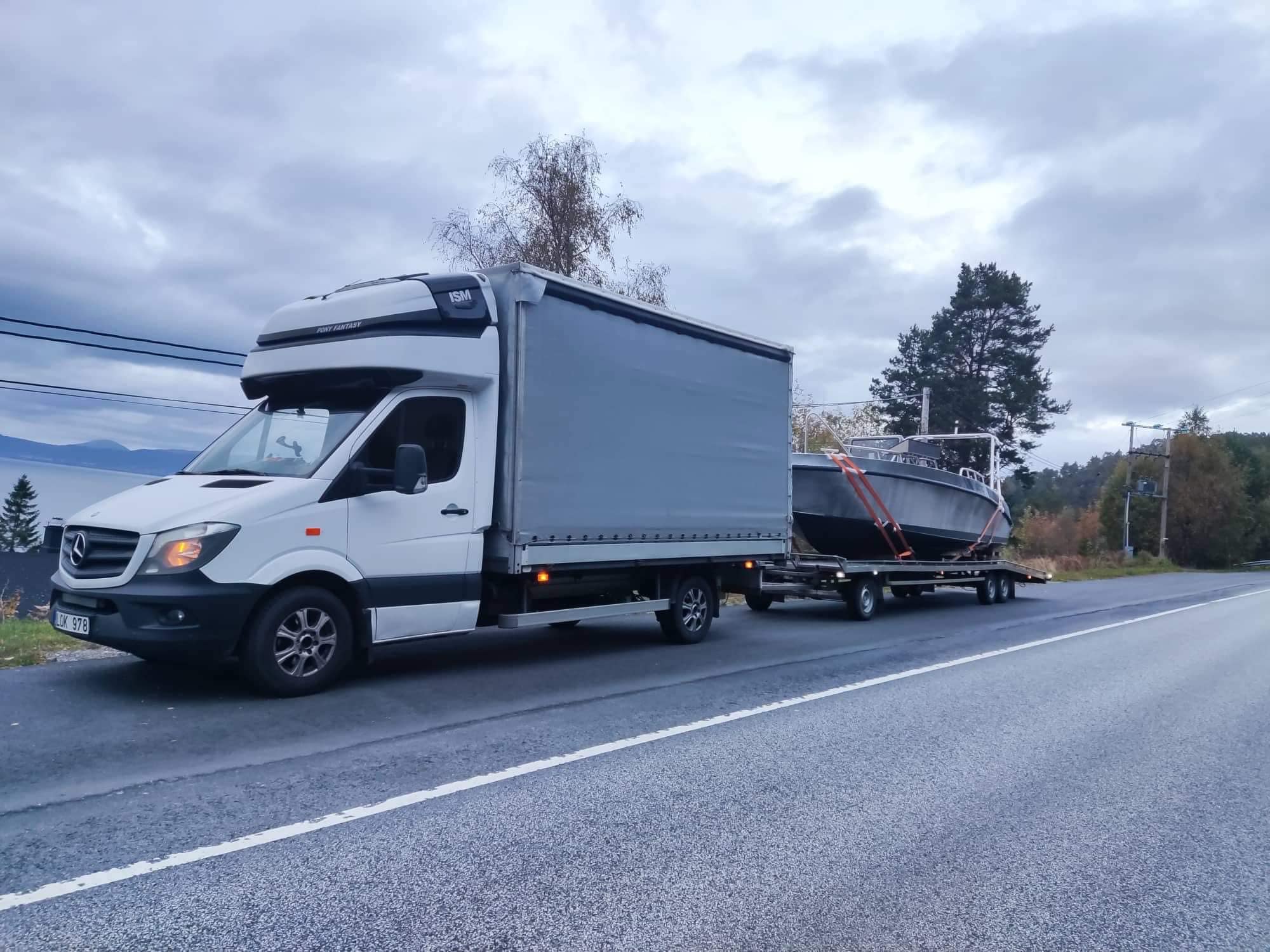 ŠILTNAMIŲ VEŽIMAS / Siuntos / KROVINIAI / automobilių pervežimai
