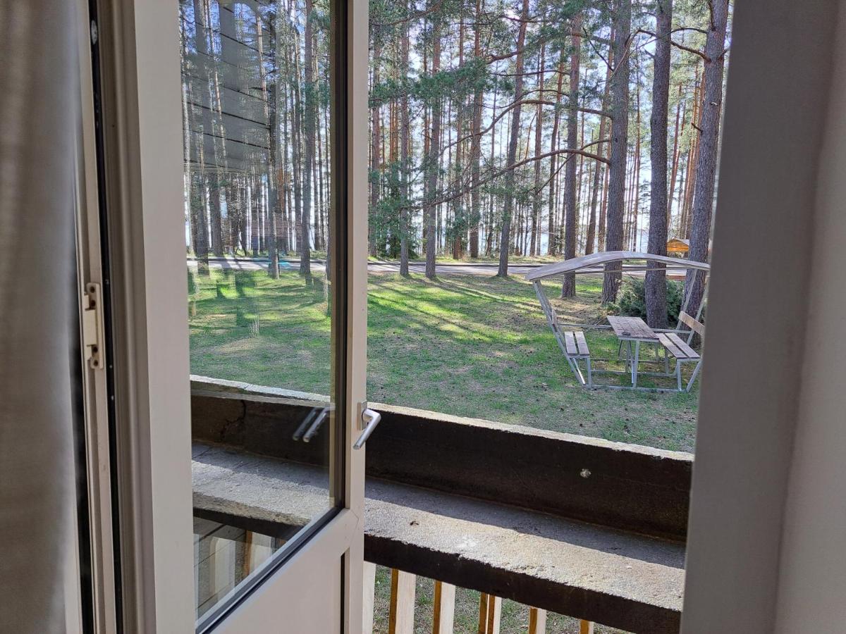 Parduodami 2900 kv.m, poilsio namai Plungės raj. Paplatelių k. Plokštinės g.