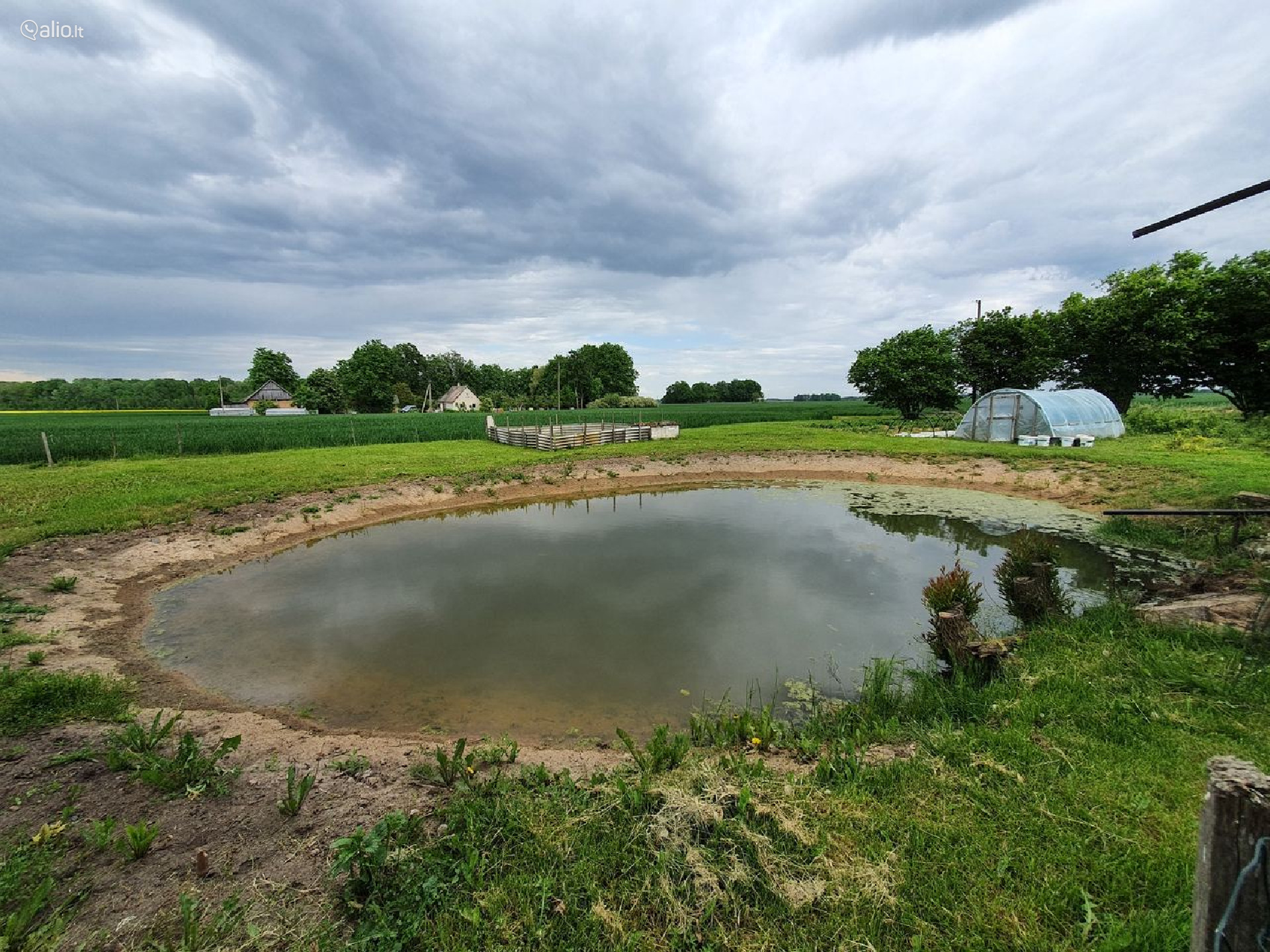 PARDUODAMA SODYBA VIENKIEMYJE PASVALIO R.