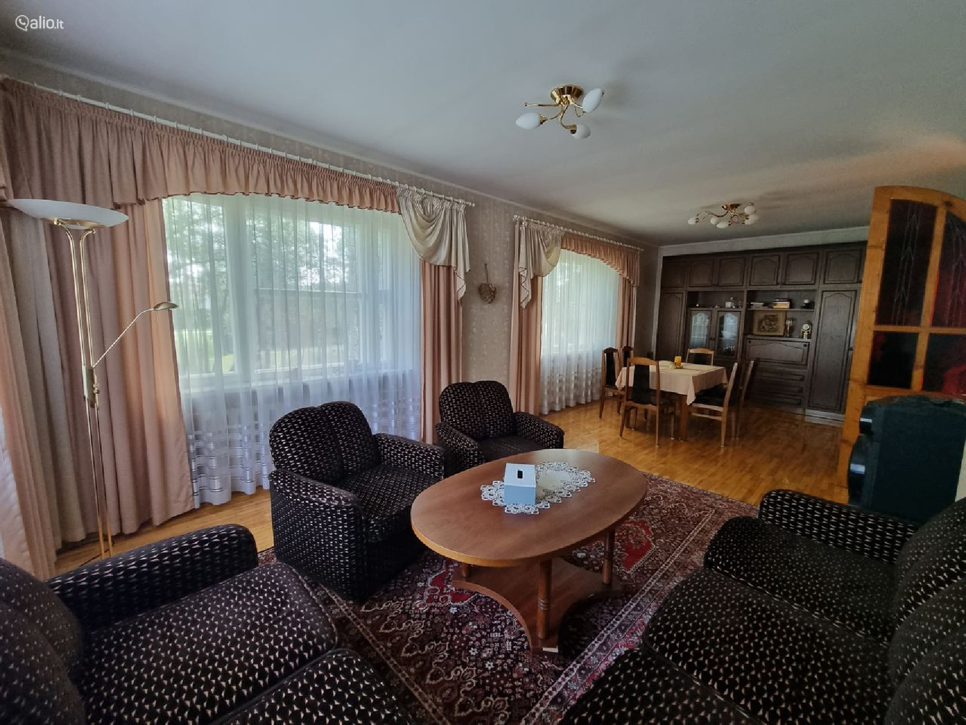 PARDUODAMAS ERDVUS NAMAS ŠALIA MIŠKO PANEVĖŽYJE