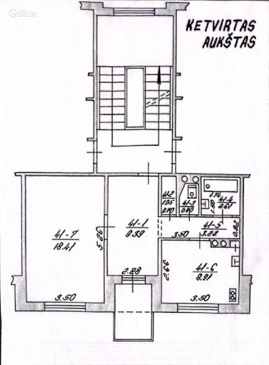1-NO KAMBARIO BUTAS SU HOLU KRETINGOJE
