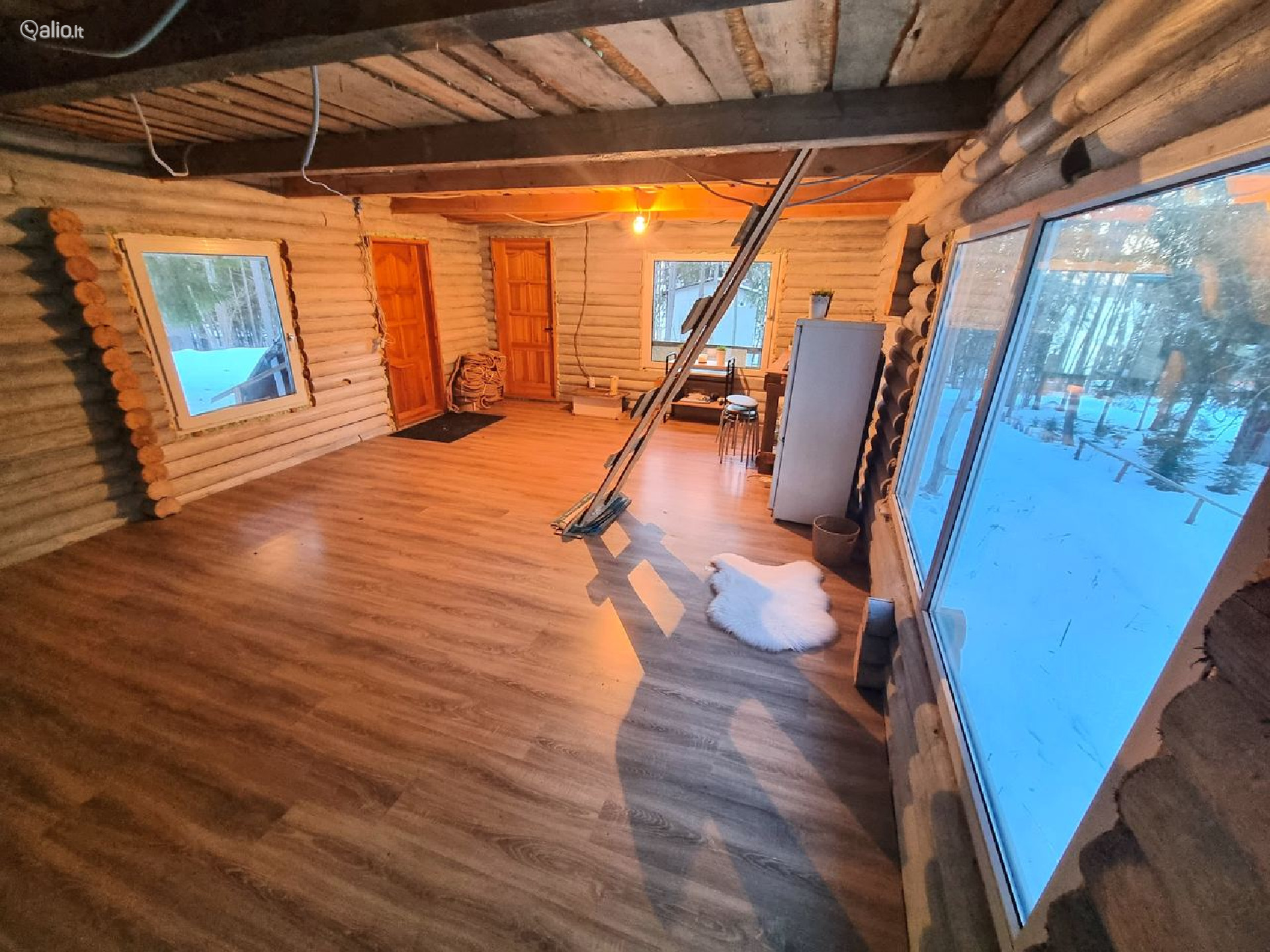 IŠSKIRTINIS SKLYPAS SU POILSIO NAMU ZARASŲ R.