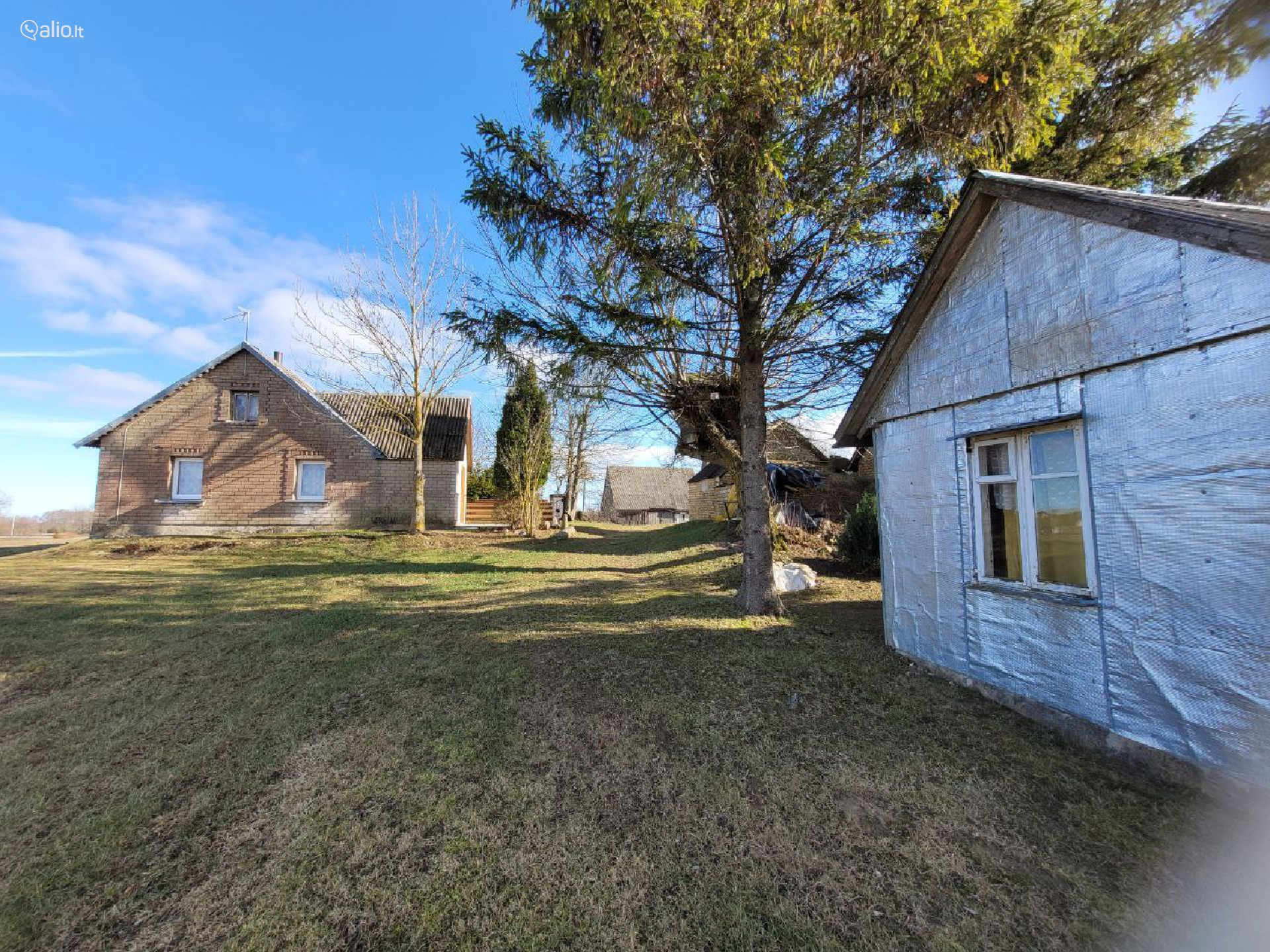 PARDUODAMA SODYBA VIENKIEMYJE LAZDIJŲ R. SAV., STEBULIŲ K.