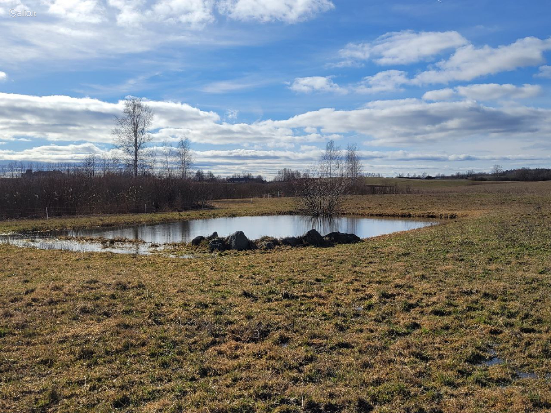 PARDUODAMA SODYBA VIENKIEMYJE LAZDIJŲ R. SAV., STEBULIŲ K.