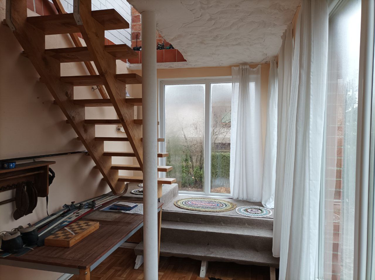 Parduodamas namas su pirtimi Biržuose, Rožių g.