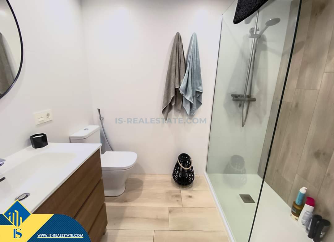 Parduodamas 3 kambarių renovuotas namas, Ispanijoje, Malaga provincijoje, Estepona mieste