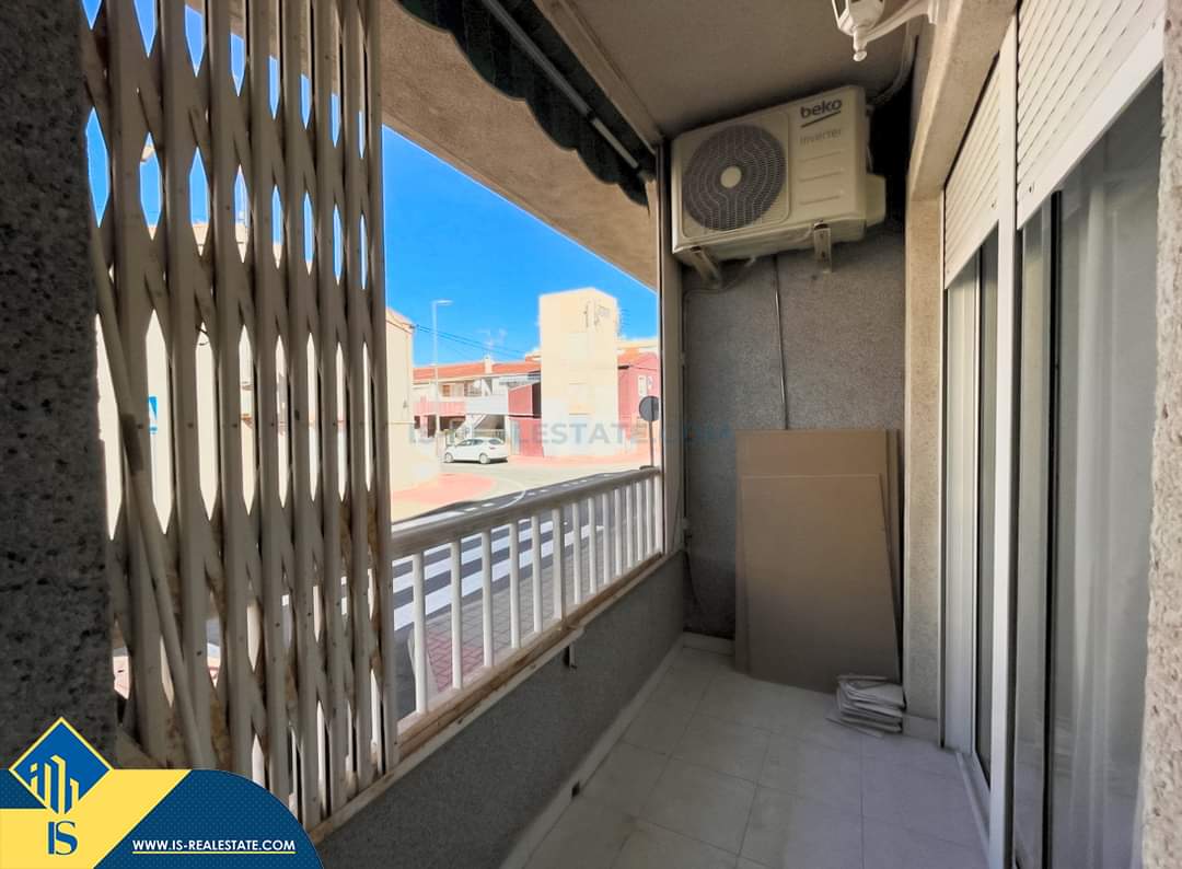 Parduodamas 3 kambarių apartamentas, Ispanijoje, Alicante provincijoje, Torrevieja mieste
