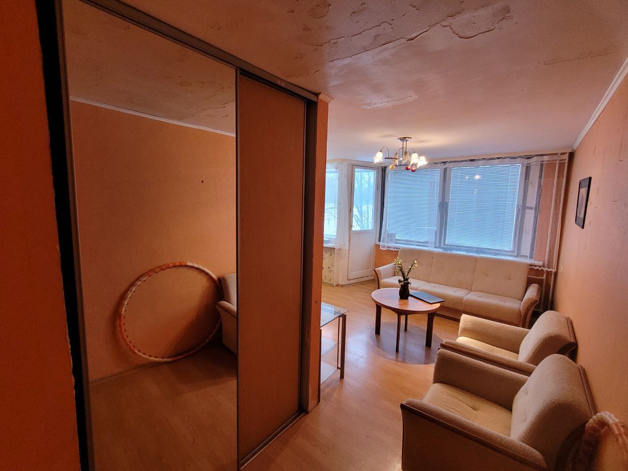 Parduodamas 1 kambario butas, Marijampolės centre.