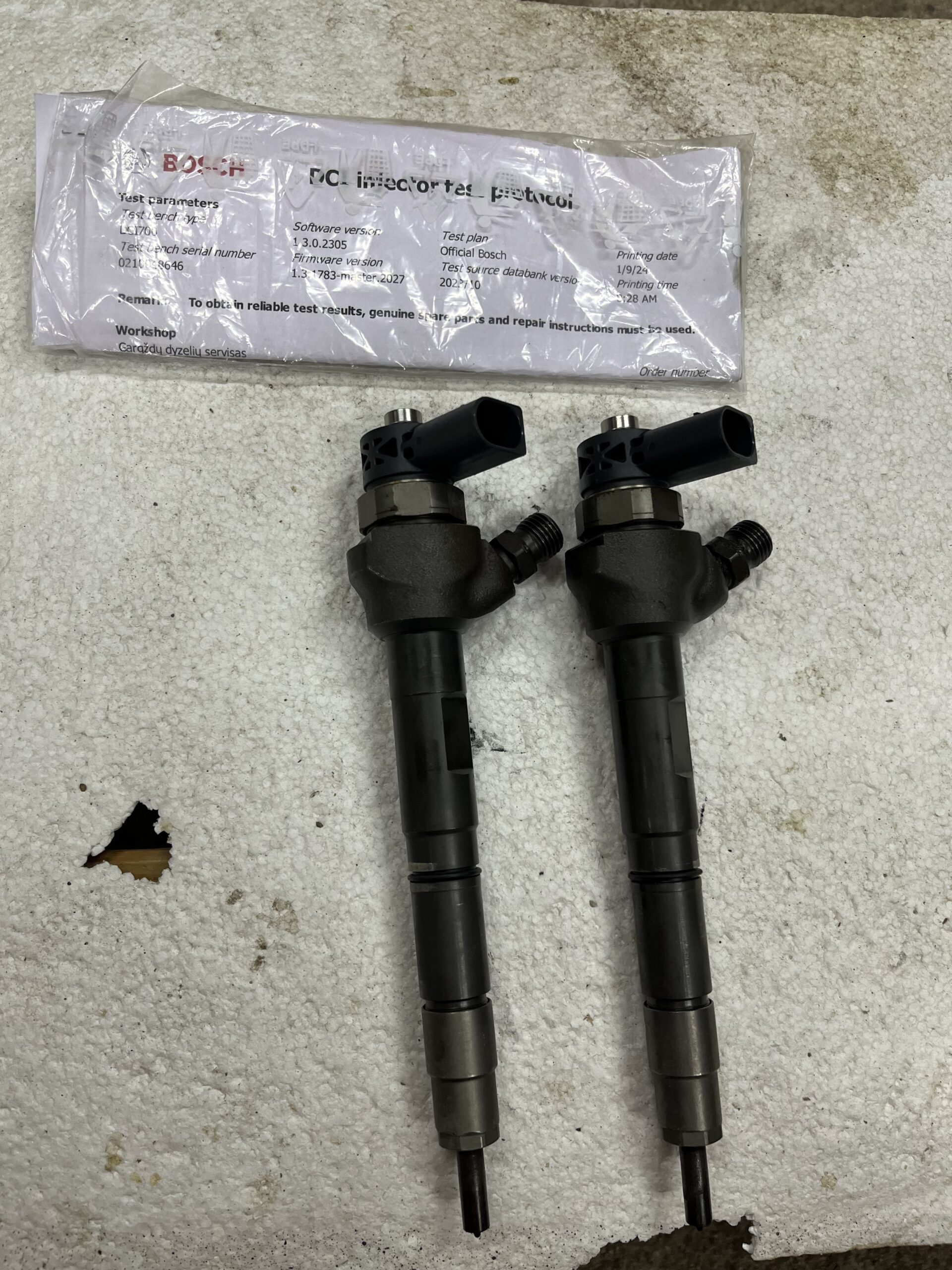 04L130277E , VW/Skoda 2.0 tdi Bosh purkstukai