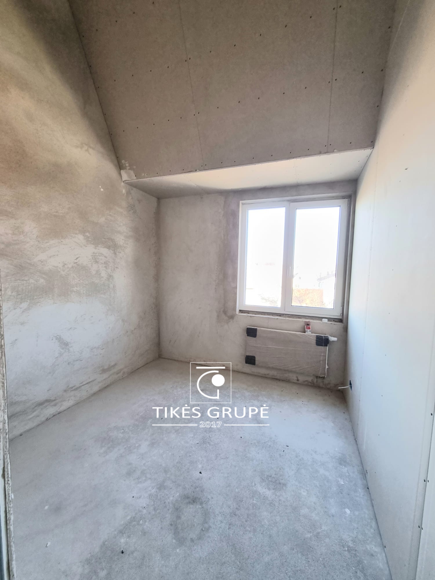 Klaipėdoje parduodamas 3 kambarių butas.