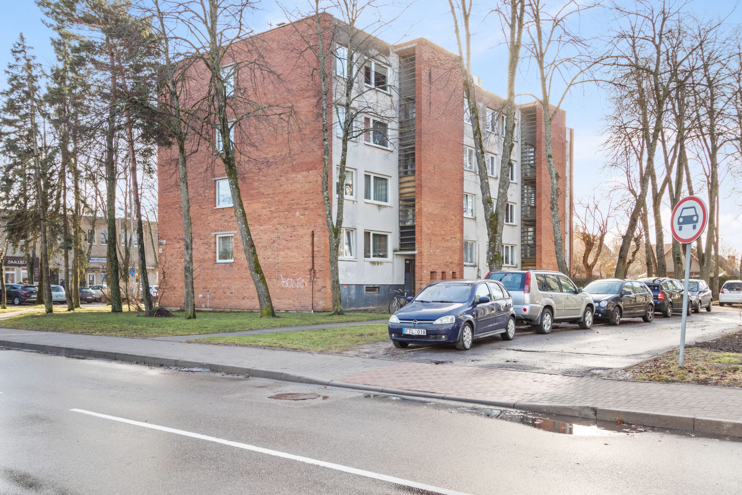 Parduodamas jaukus sutvarkytas butas Palangoje.