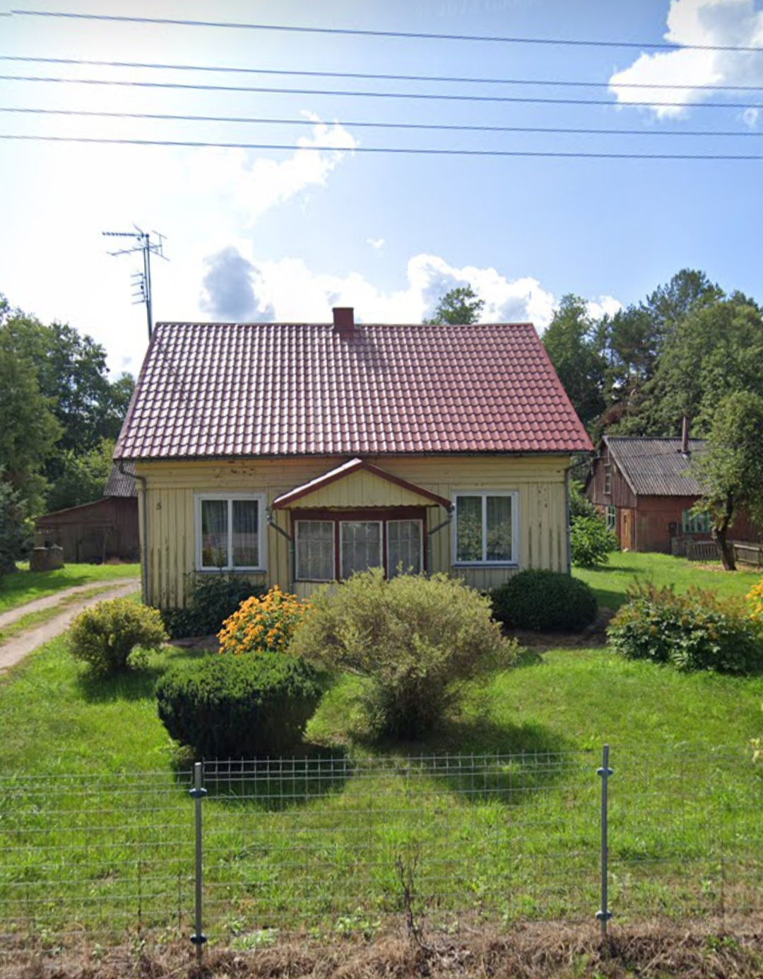 Parduodamas namas – sodyba