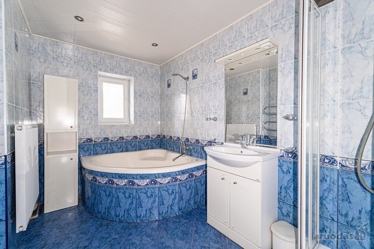 Kaunas, Žemutiniai Kaniūkai, Ramybės g., 3 kambarių butas