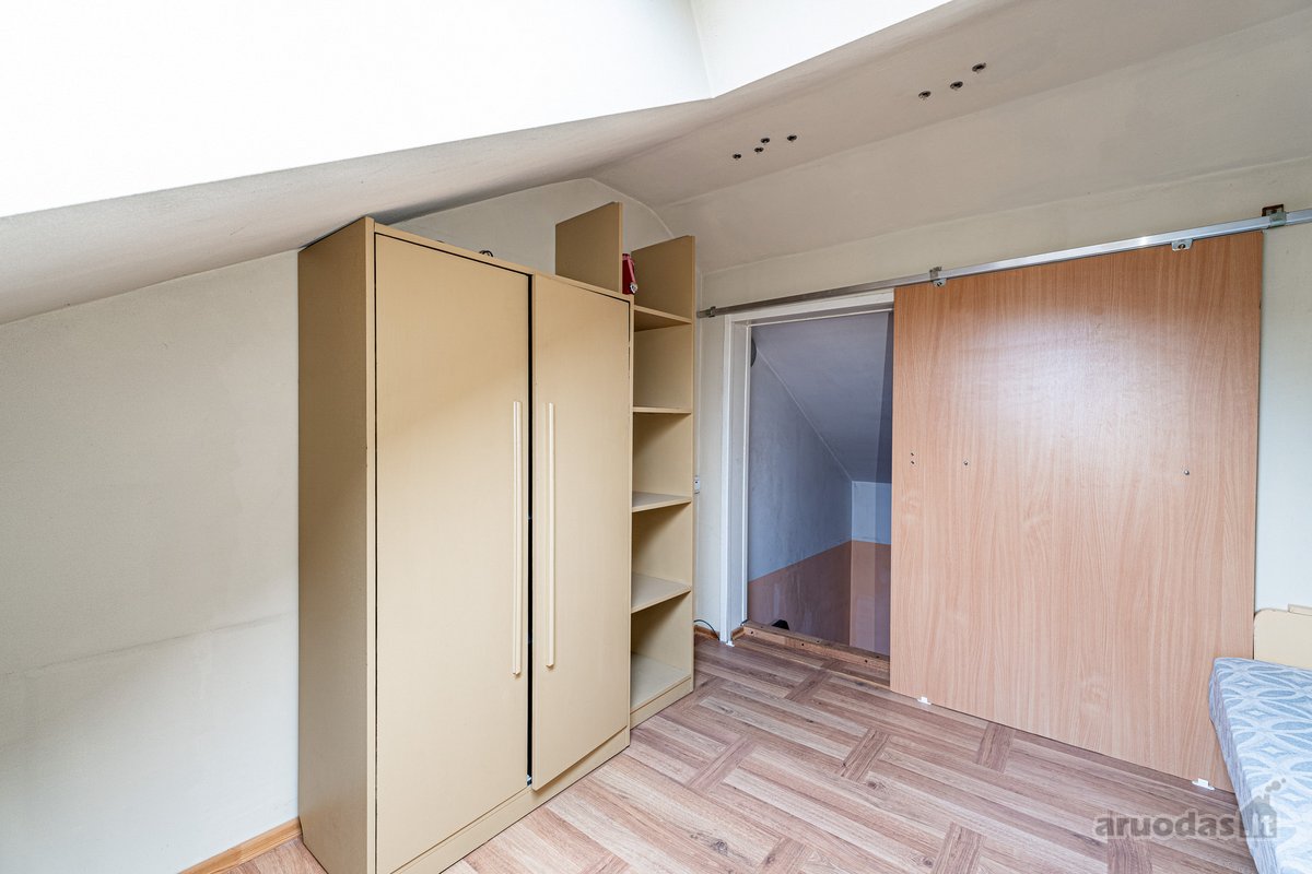 Parduodamas 3 kambarių butas