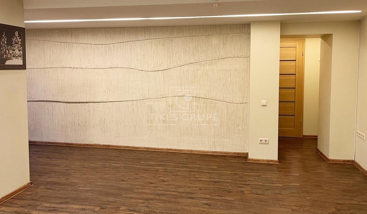 Klaipėdoje, Baltijos pr. nuomojamos komercinės paskirties patalpos.