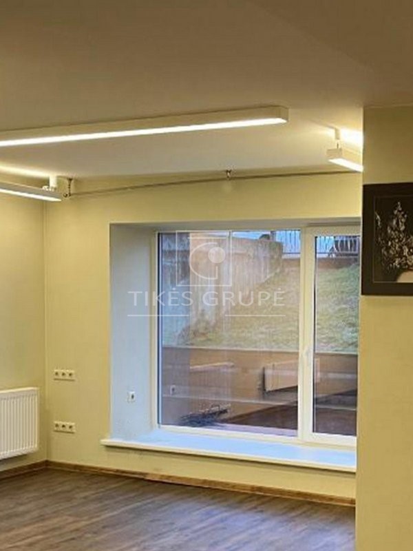 Klaipėdoje, Baltijos pr. nuomojamos komercinės paskirties patalpos.