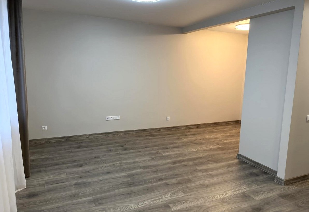 Suremontuotas 1 kambario butas Baltijos prospekte.