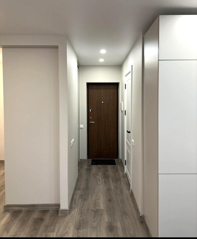 Suremontuotas 1 kambario butas Baltijos prospekte.