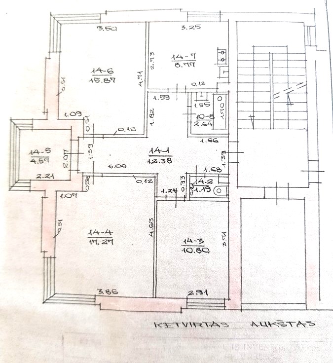 Pačiame Klaipėdos centre 3jų kambarių butas.