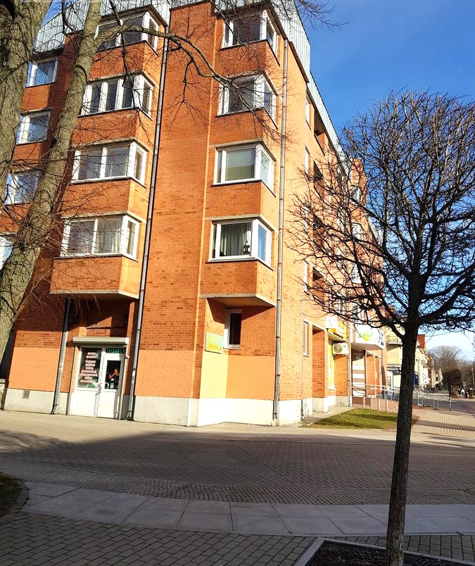 Pačiame Klaipėdos centre 3jų kambarių butas.