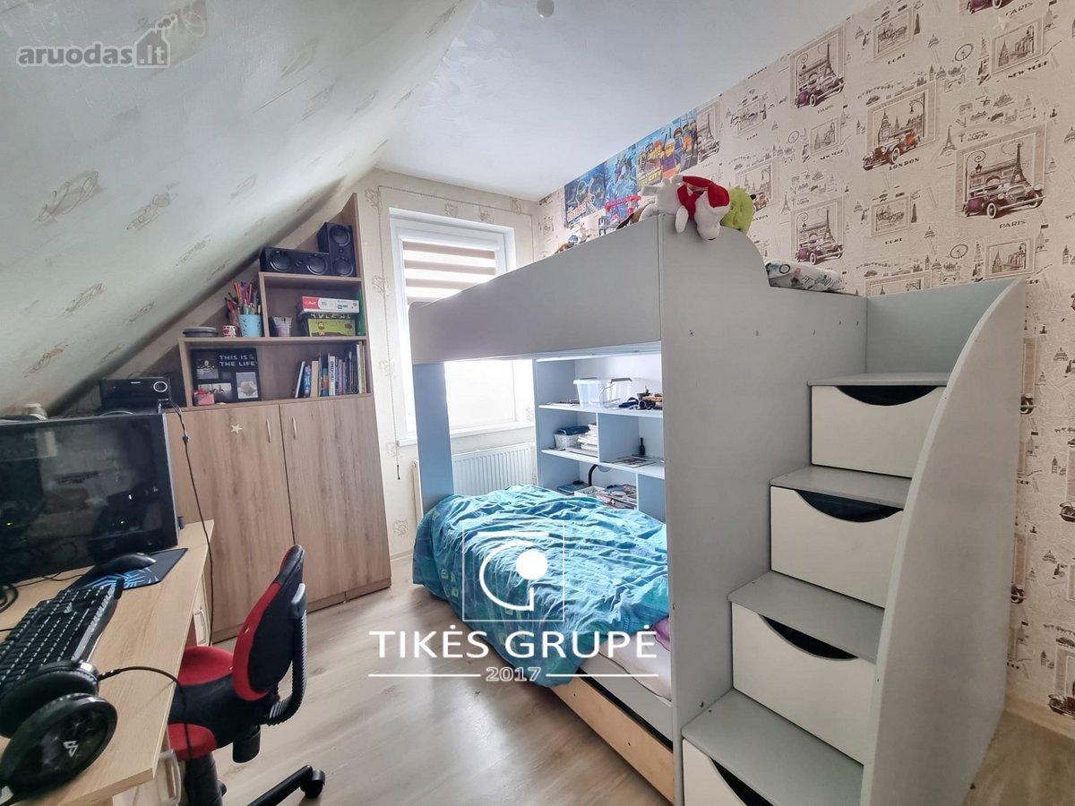 Klaipėdos raj., Derekliuose parduodamas 103 kv.m., mūrinis namas. Sklypas 6 arai.