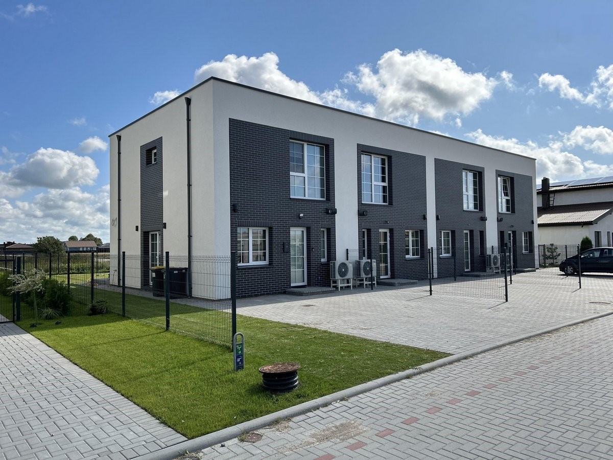 Parduodamas 100% baigtumo A+ klasės kotedžas Trušeliuose Klaipėdos rajone.