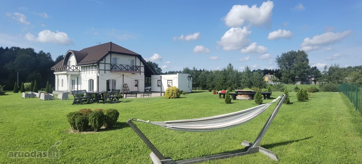 Parduodama sodyba. Kaina derinama su rimtu pirkėju.