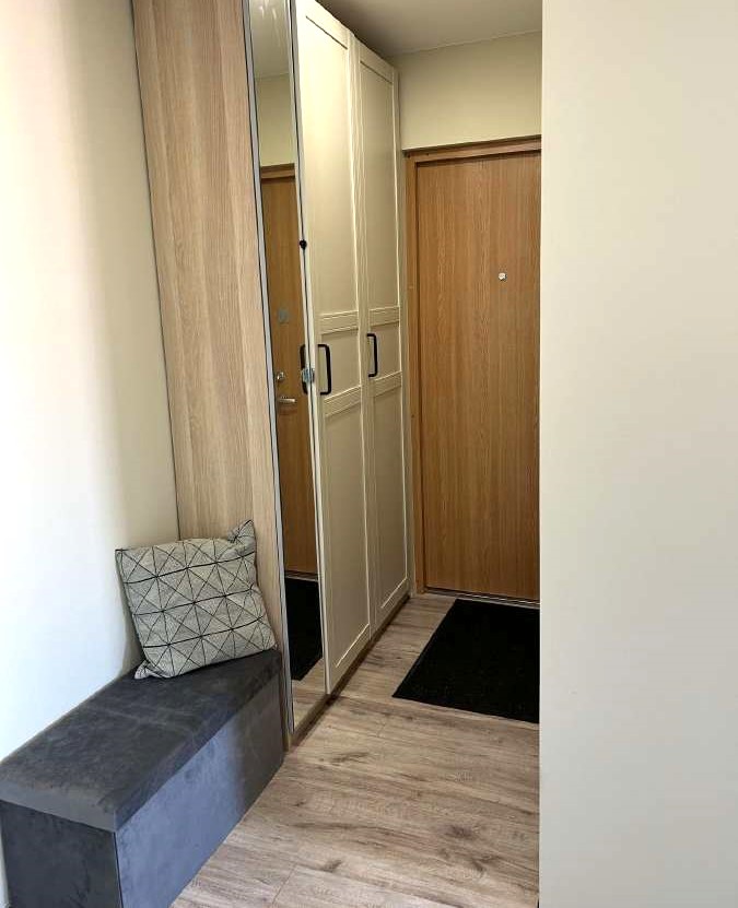 Parduodamas suremontuotas 3 kambarių butas, Klaipėdoje.