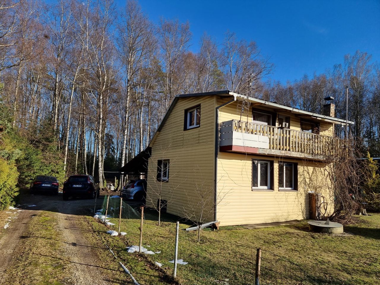 PARDUODAMAS NAMAS ŠALIA MIŠKO