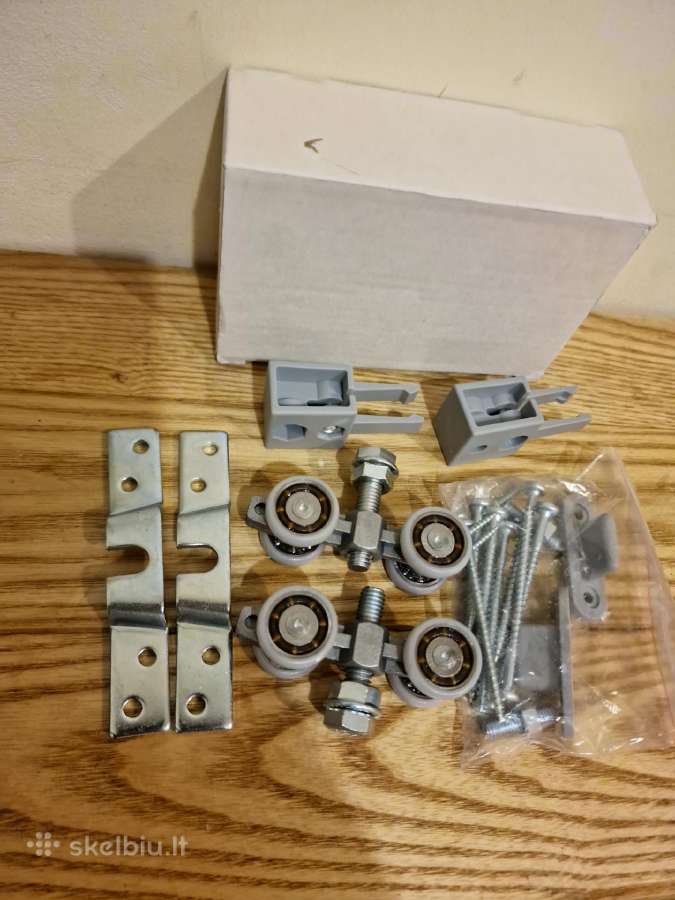 Stumdamų durų, ratukų rinkinys. Tinka ir duso kabinoms